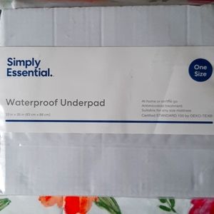 Simply Essential Waterproof Underpad